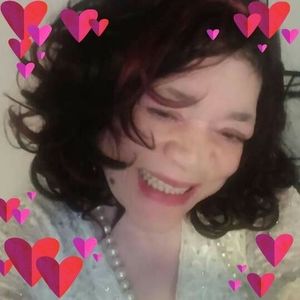 Meet your Posher, Valeria